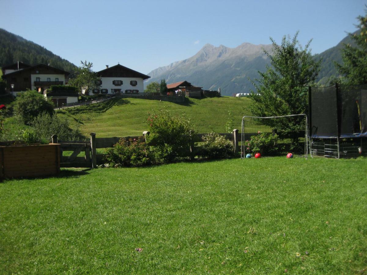 Appartement Haus Gamskogl à Neustift im Stubaital Extérieur photo